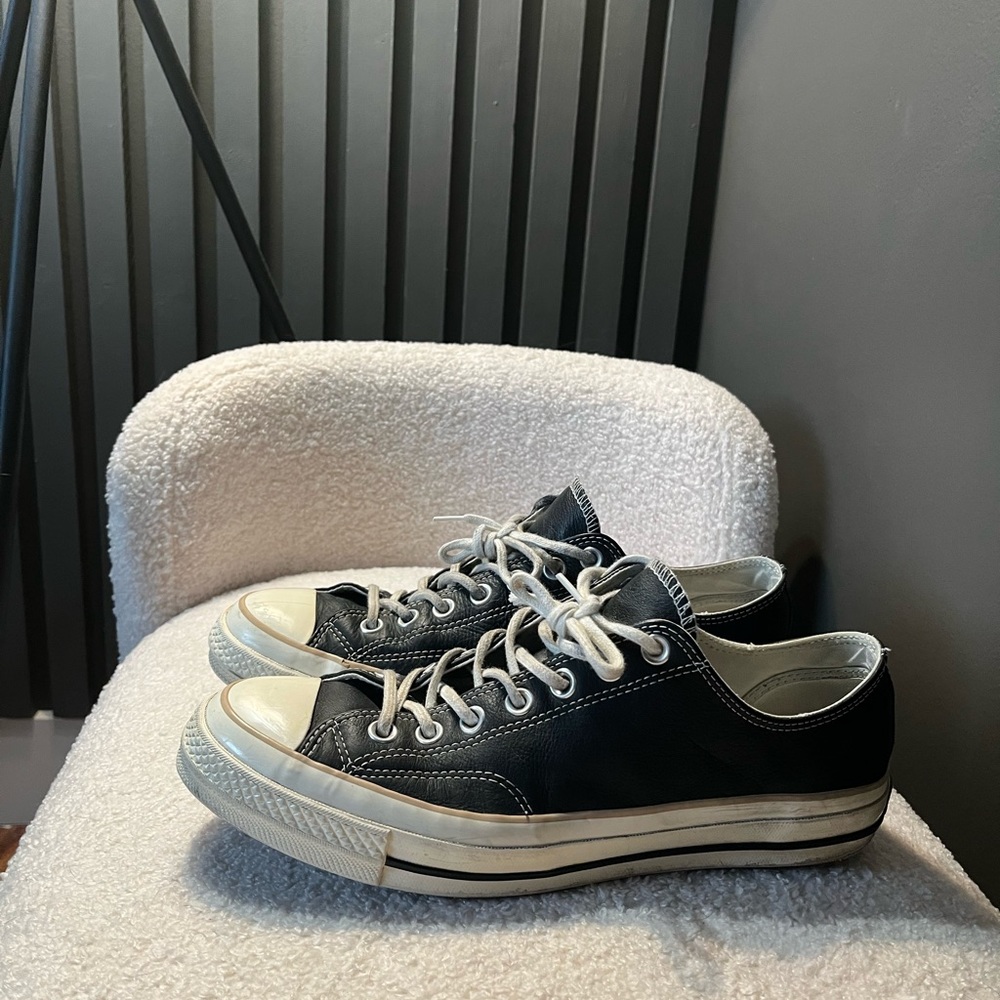 Leather Converse All Star size 8.5